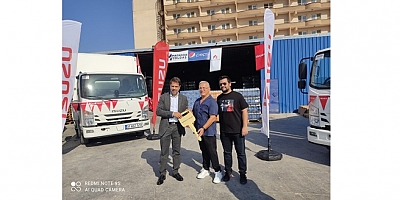 Anadolu Isuzu Matador Yoldaş’a 15 adet   NPR model kamyon teslimatı gerçekleştirdi