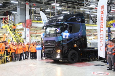 ford trucks 300 bininci kamyon 