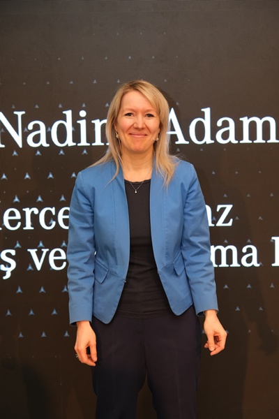dr. nadide adam mercedes