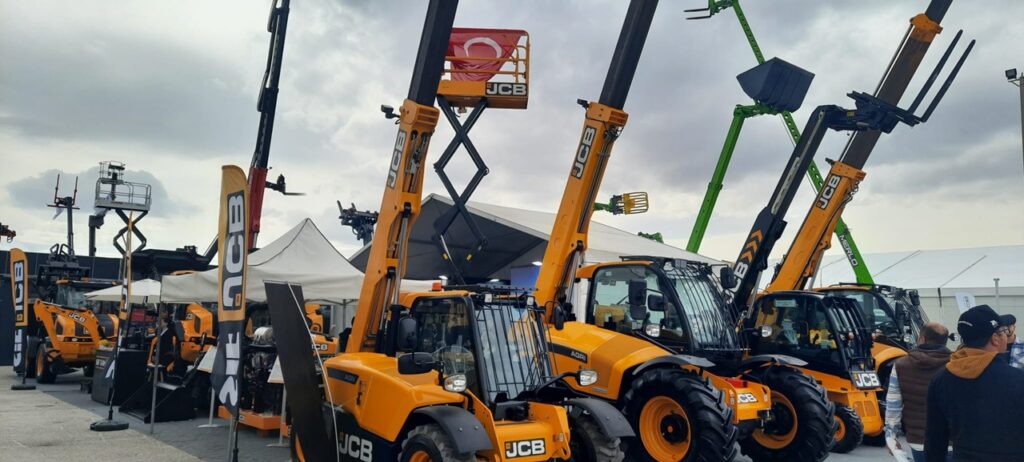 sif iş makinaları jcb tarım fuarı