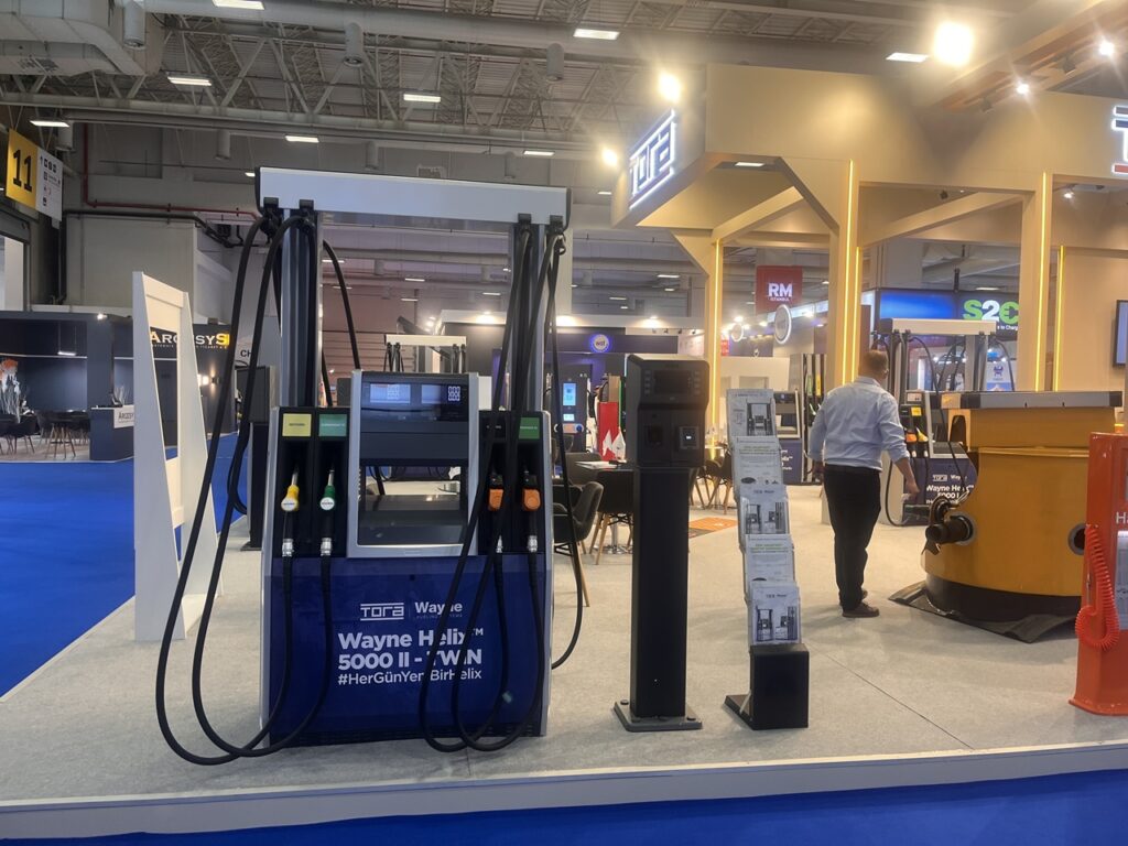 tora petrol petroleum 2025 stand wayne pompaları