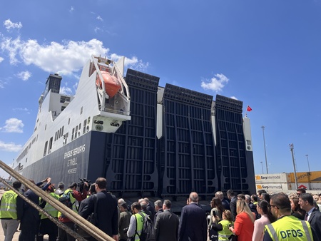dfds 10 bininci gemi seferi