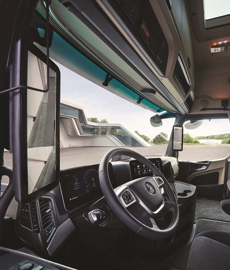 mercedes benz türk yeni multi medya